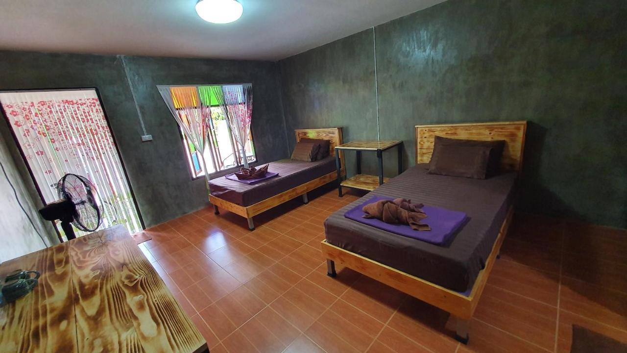 Moonshine Resort Chumphon Ngoại thất bức ảnh